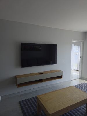 flat screen TV